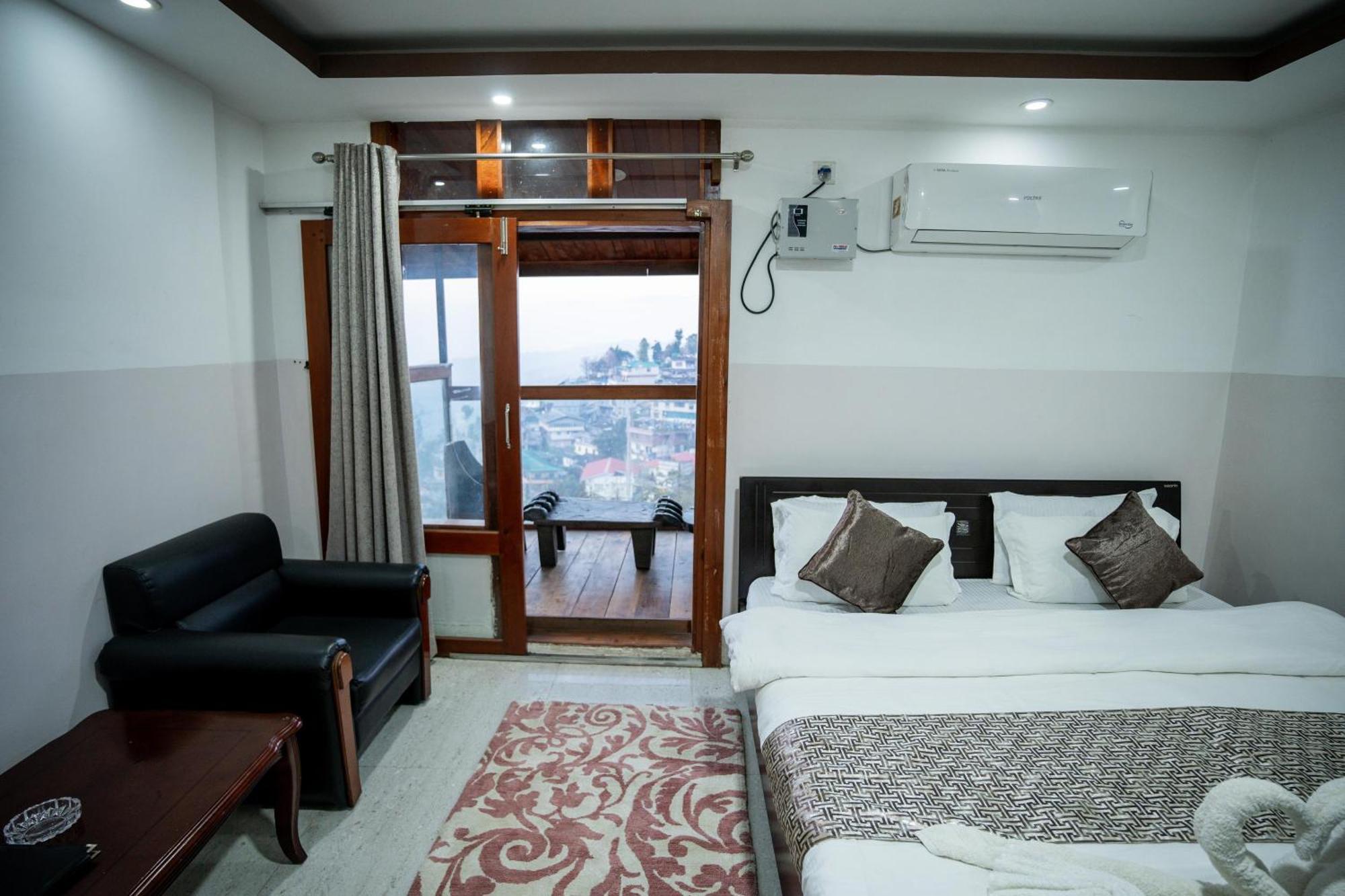 2K Hotel Kohima Экстерьер фото